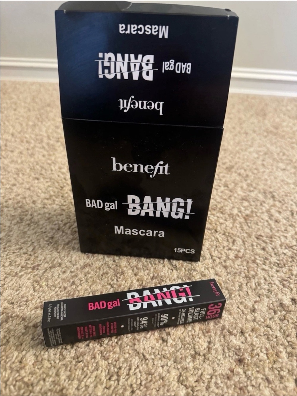10 pieces Benefit BADgal BANG! Mascara in Black